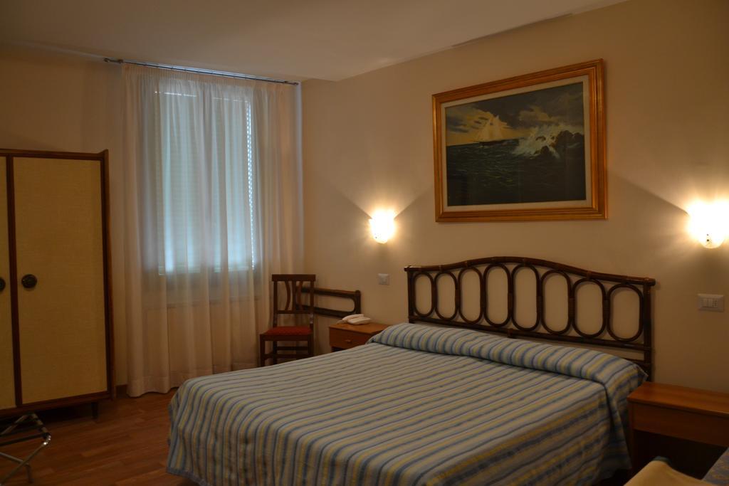 Hotel Canada Venesia Bagian luar foto