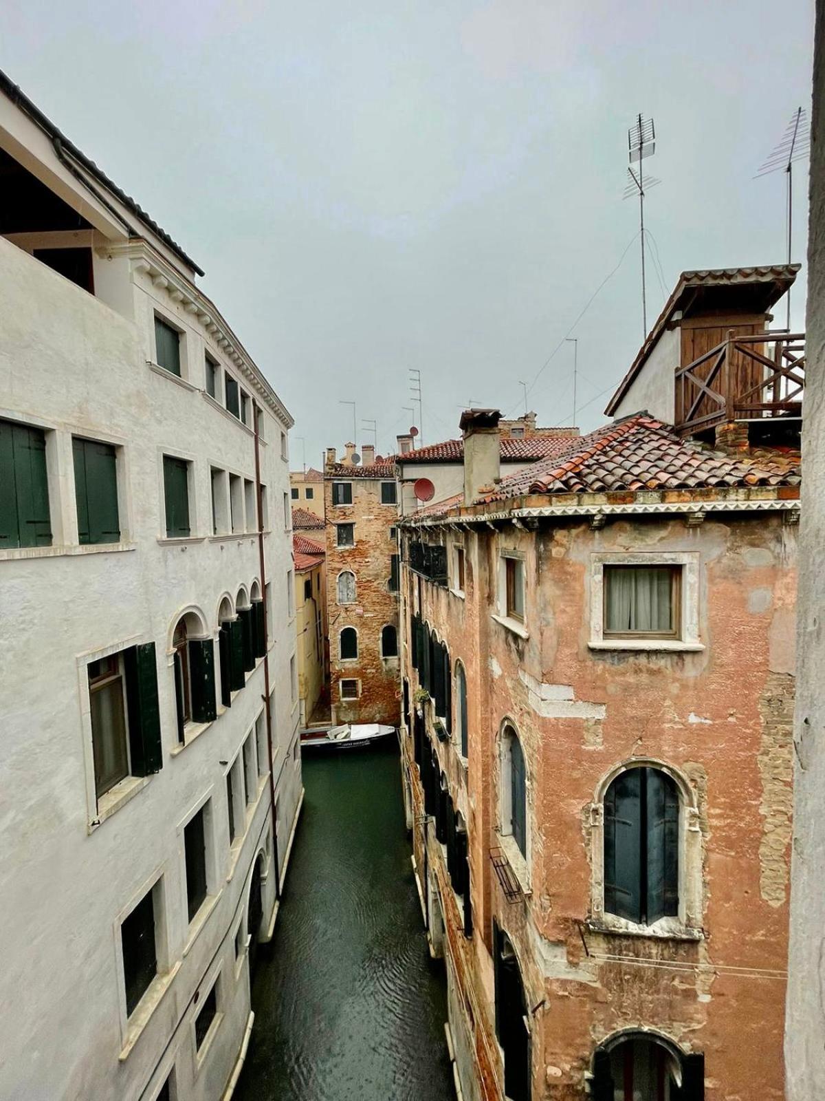 Hotel Canada Venesia Bagian luar foto