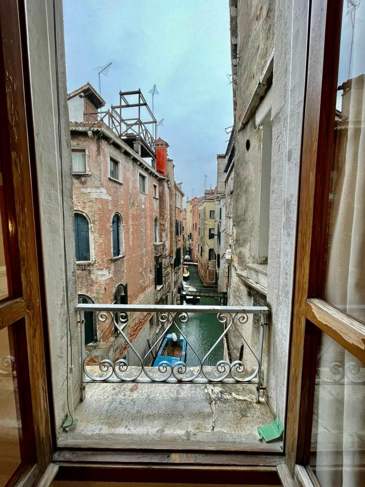 Hotel Canada Venesia Bagian luar foto