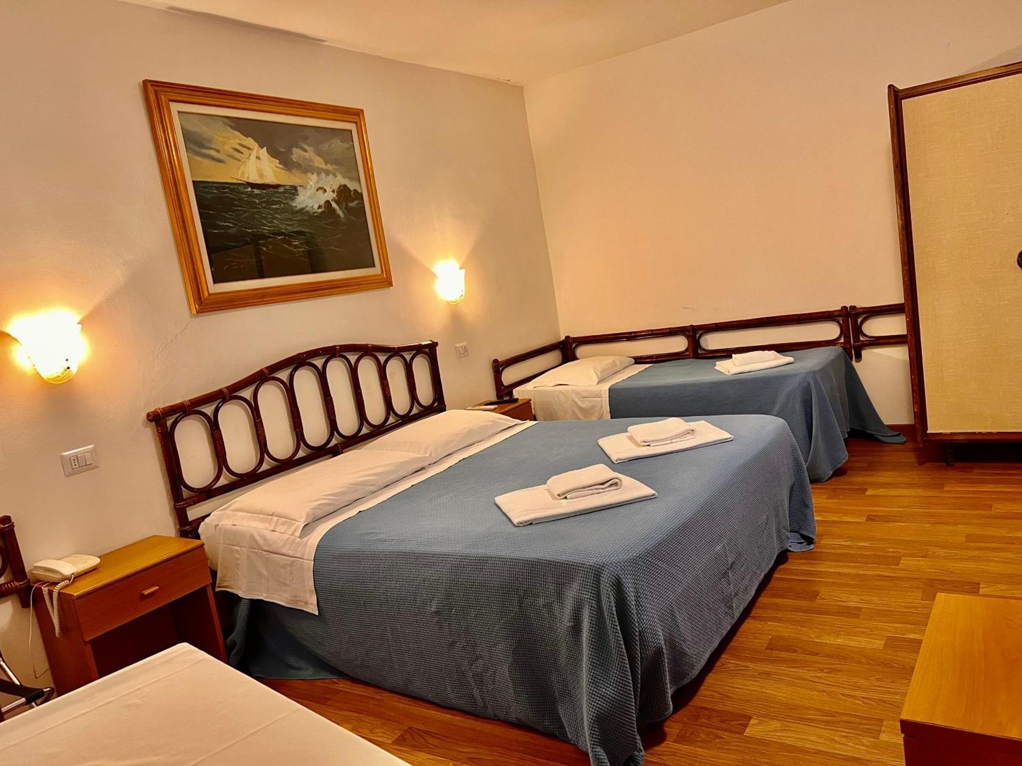 Hotel Canada Venesia Bagian luar foto