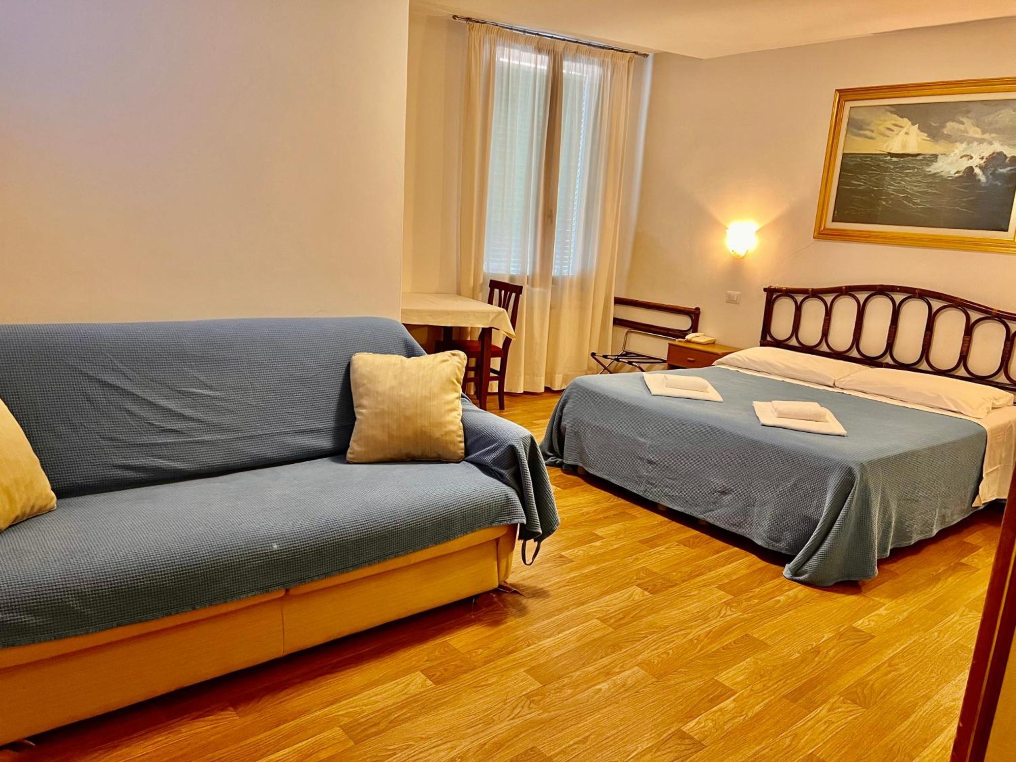 Hotel Canada Venesia Bagian luar foto