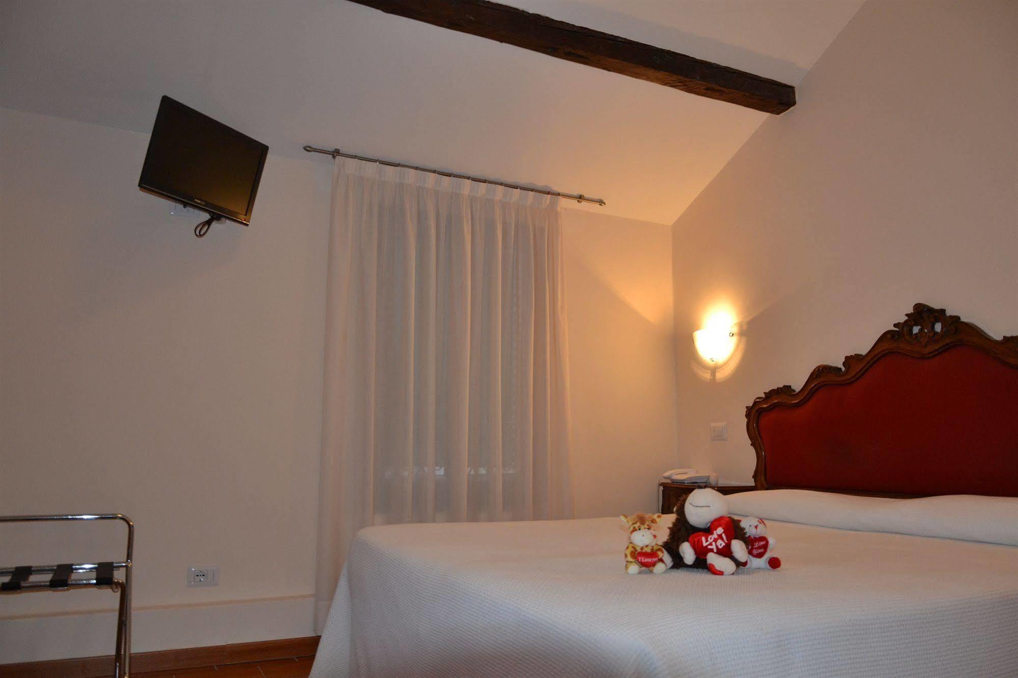 Hotel Canada Venesia Bagian luar foto